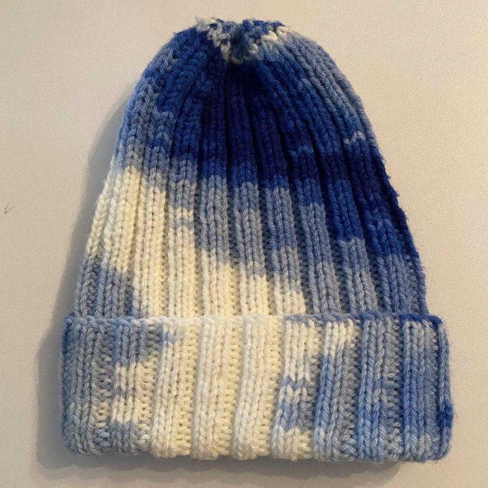 NEW Handmade Unisex Tie Dye Blues/White Multi Color Beanie